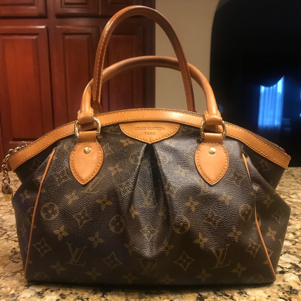 AUTHENTIC LV TIVOLI PM
